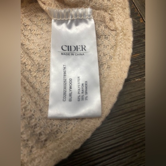 Cider Hollow Out Ruffle Hem Short Sleeve Crop Summer Top Tan Cream Color M - Picture 6 of 8